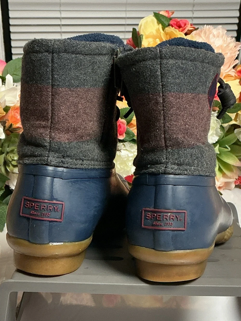 Sperry Saltwater Wool Duck Boots Women’s 8M Navy Gray Waterproof Zip Lace